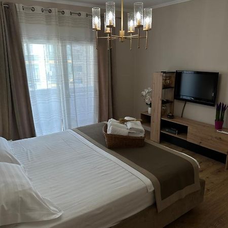 Eja Apartment 3 Τίρανα Εξωτερικό φωτογραφία