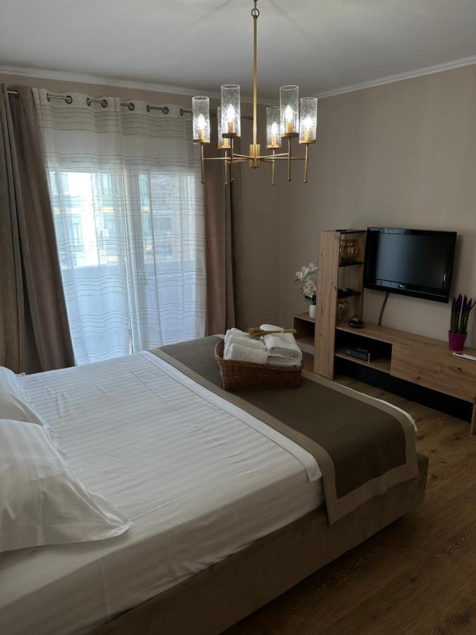 Eja Apartment 3 Τίρανα Εξωτερικό φωτογραφία