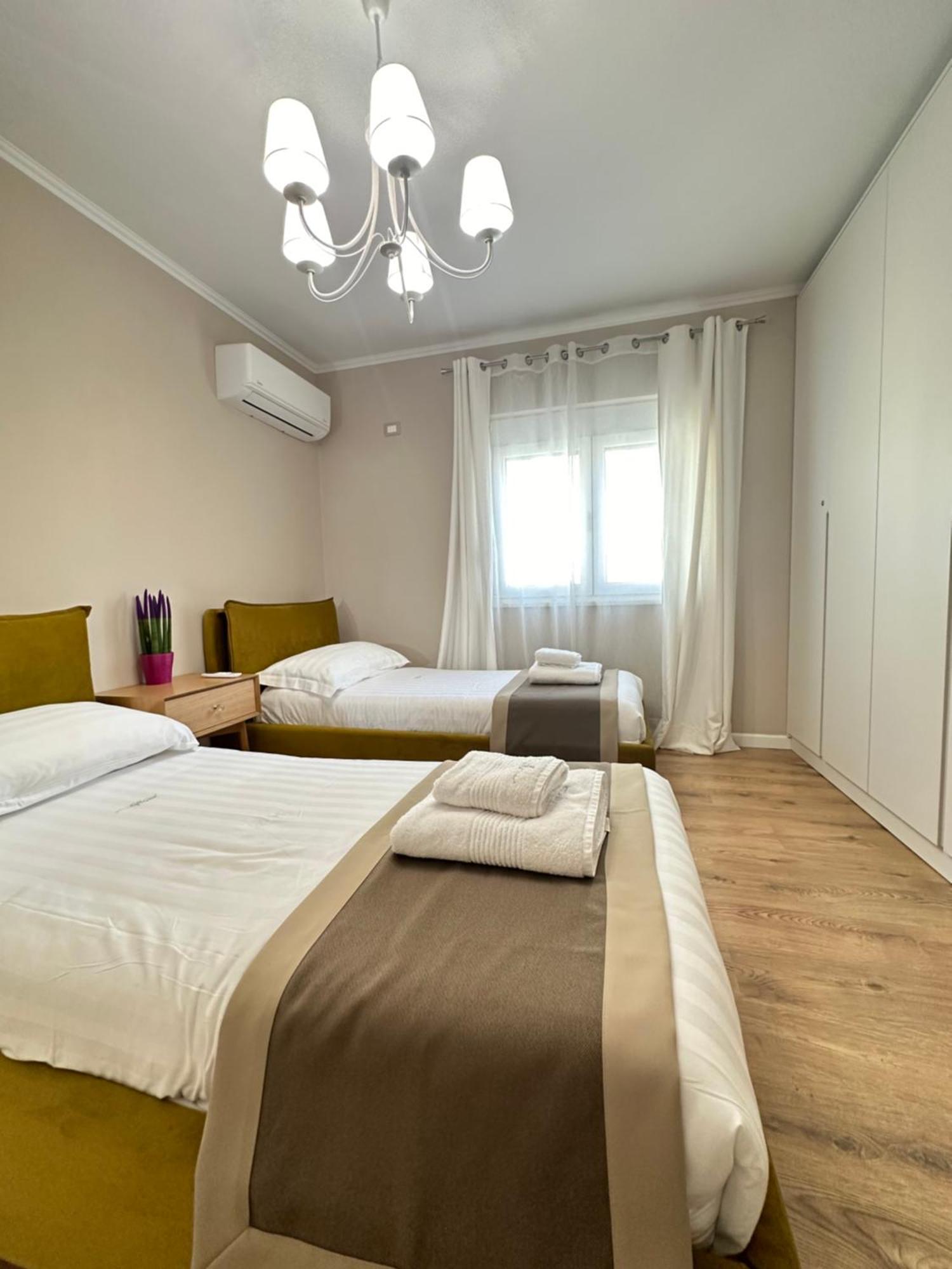 Eja Apartment 3 Τίρανα Εξωτερικό φωτογραφία